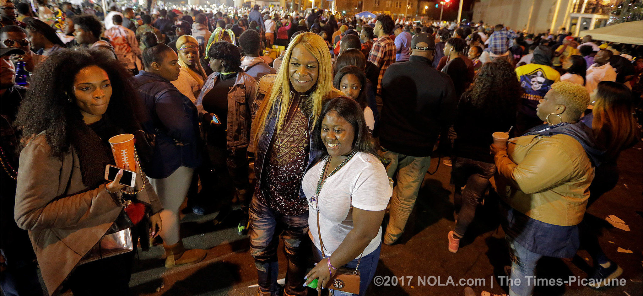 Krewe of Bacchus 2017 rolls in New Orleans: See Mardi Gras parade photos